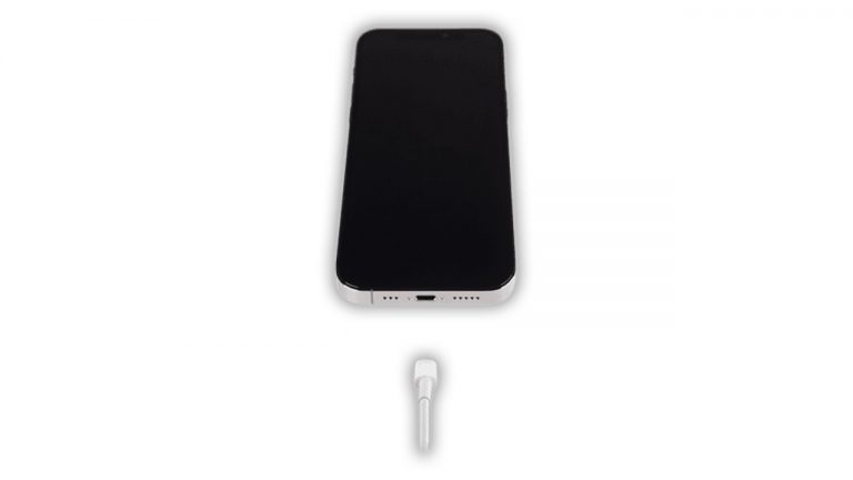 charge iphone 12