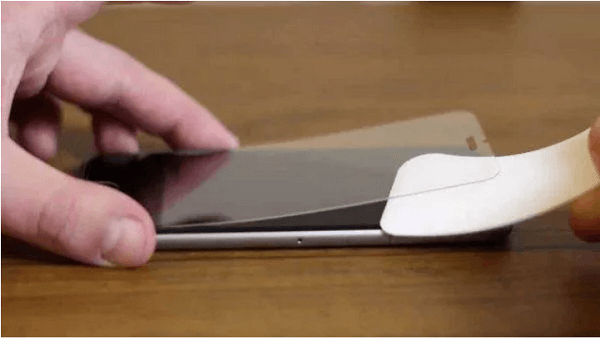 cracked iphone screen not responding check screen protector